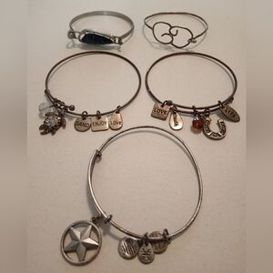 #706.  5 Piece Assorted Charm, Turtle,Faux Stone, Rhinestone Bracelet Bundle